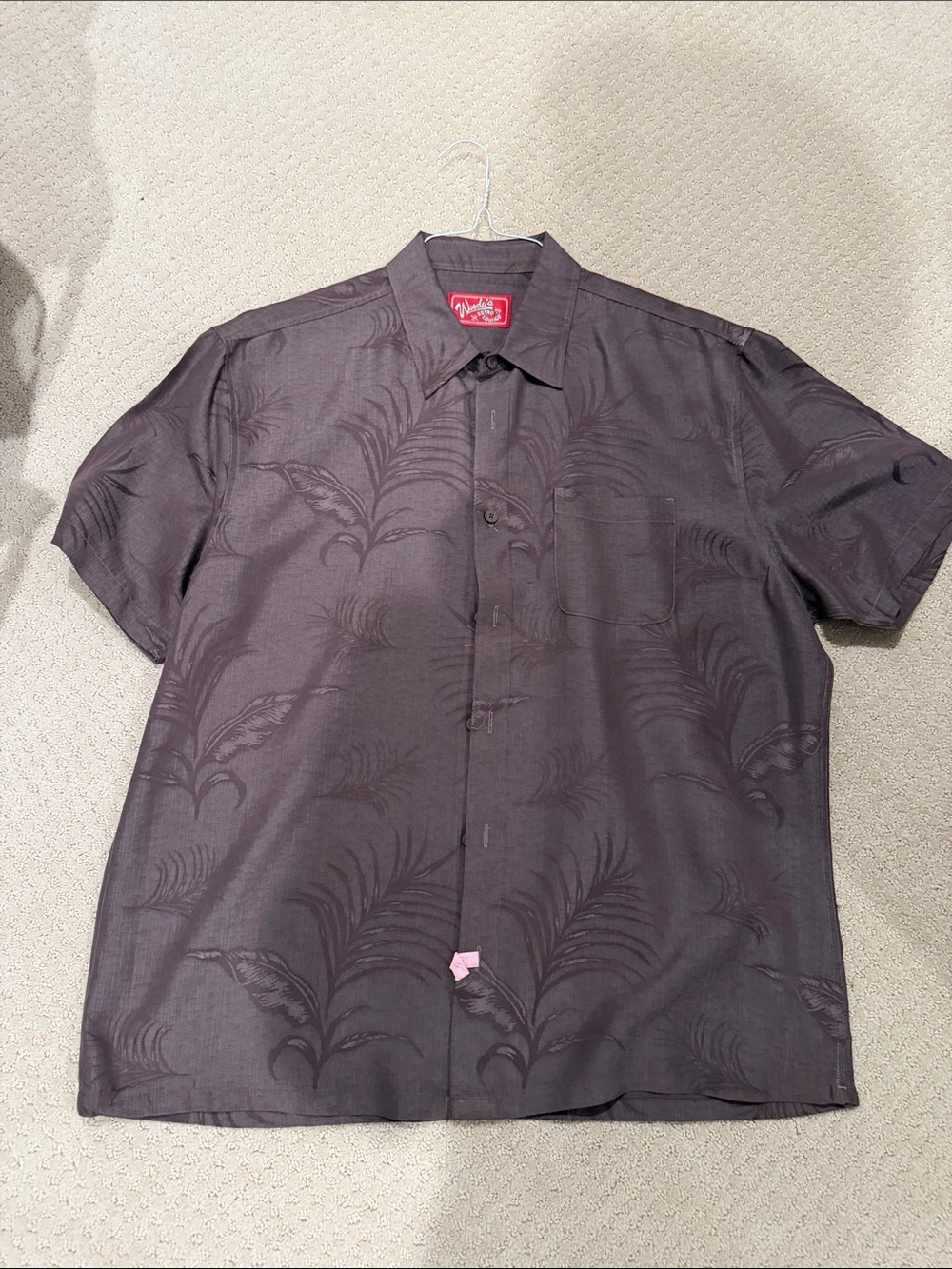 Men's Short-Sleeve Button-Up Dress Shirt in Dark brown